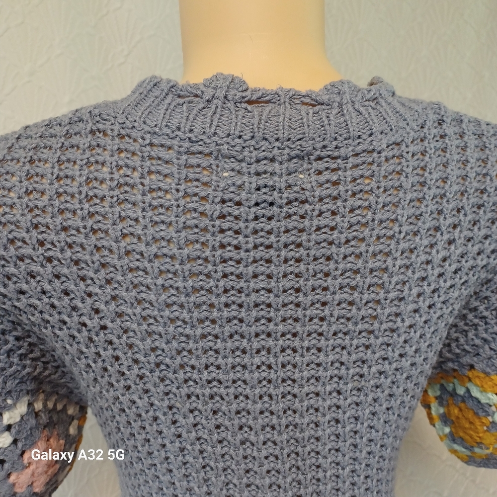 Universal Size XS Thread Gray Cropped Boxy Top - Picture 8 of 12